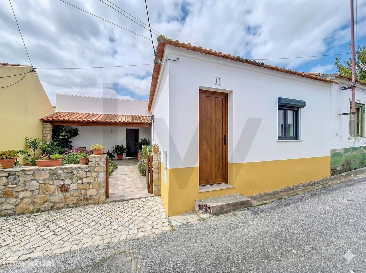 Moradia T3 para Renovar com Logradouro | Crie o Seu Lar a 5 Minutos de - Grande imagem: 2/24