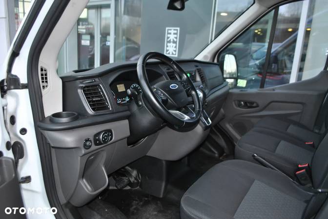 Ford Transit - 12