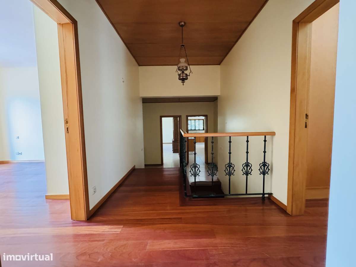 Moradia IndIvidual em Lago-11