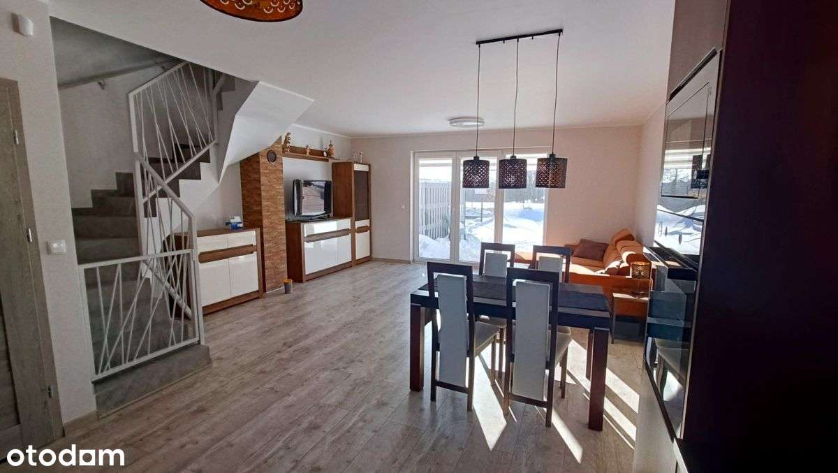 Komfortowy dom bliźniak z ogrodem - Tokary-0