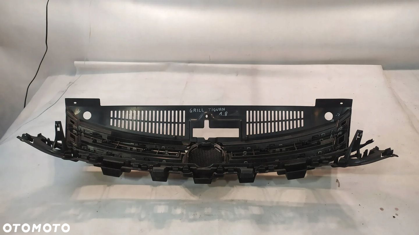 GRILL ATRAPA CHŁODNICY VOLKSWAGEN TIGUAN - 7