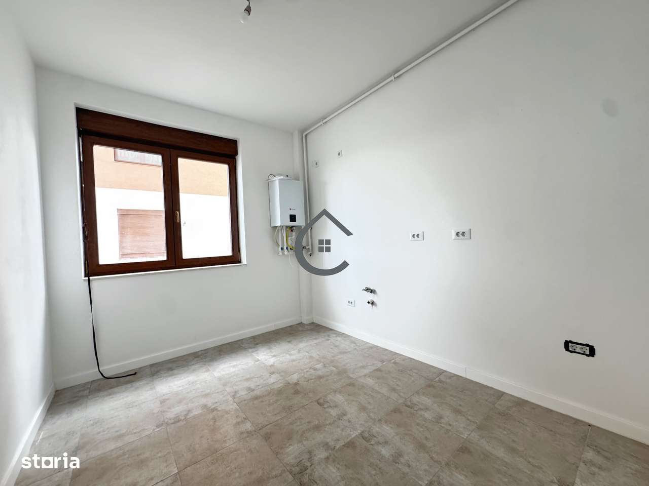 De vânzare apartament nou 2 camere , parter zona Bartolomeu - Imagine principală: 2/10