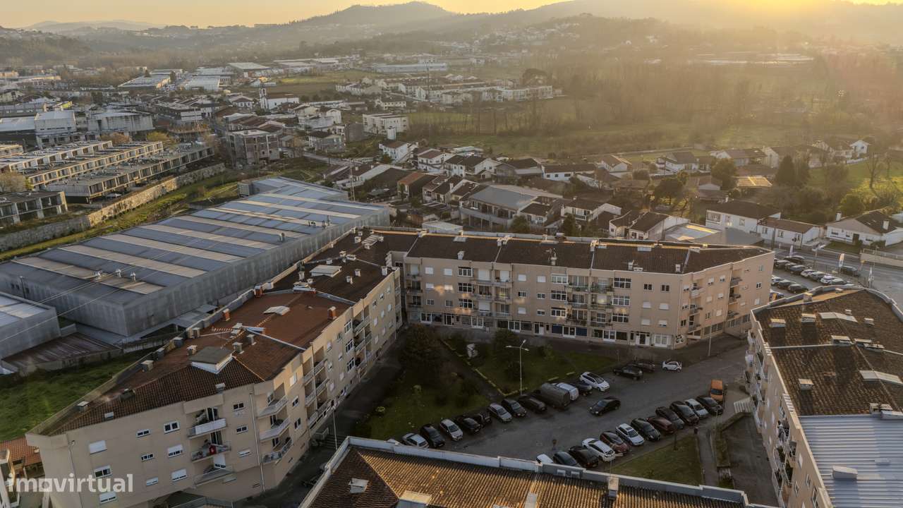 Apartamento T3 com terraço em Frossos, Braga-32