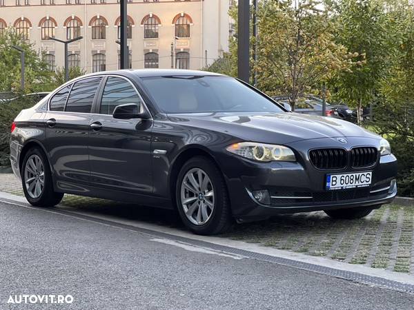 BMW Seria 5 525d xDrive - 1