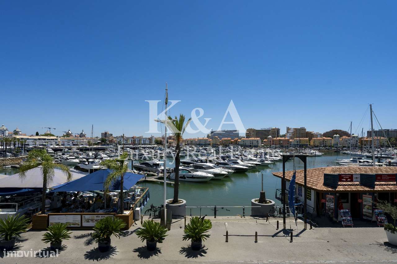 Apartamento T3 na Marina de Vilamoura, Algarve.-19