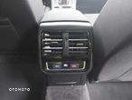 Volkswagen Passat Variant 1.6 TDI (BlueMotion Technology) Trendline - 9