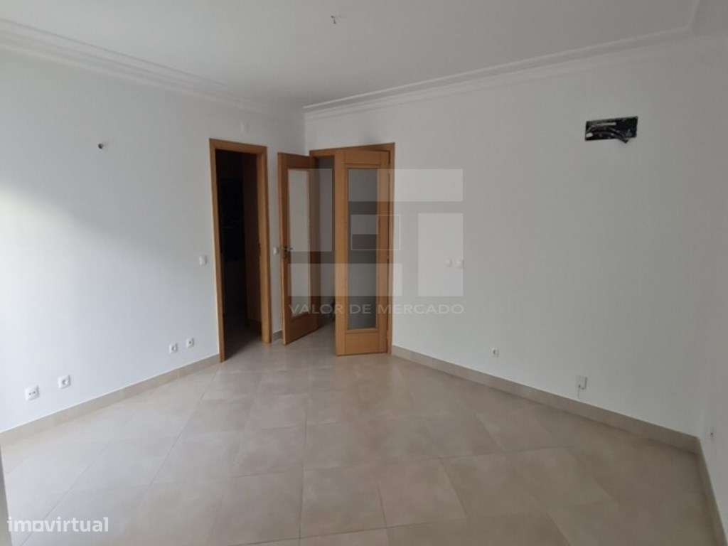 APARTAMENTO T2 PARA VENDA - LOULÉ - FARO - Grande imagem: 4/18