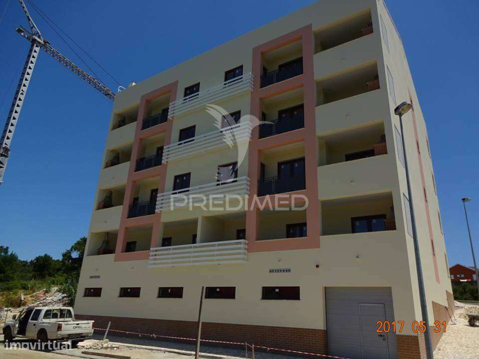 Lote Prédio em Santarém em urbanização de referência - Grande imagem: 2/25