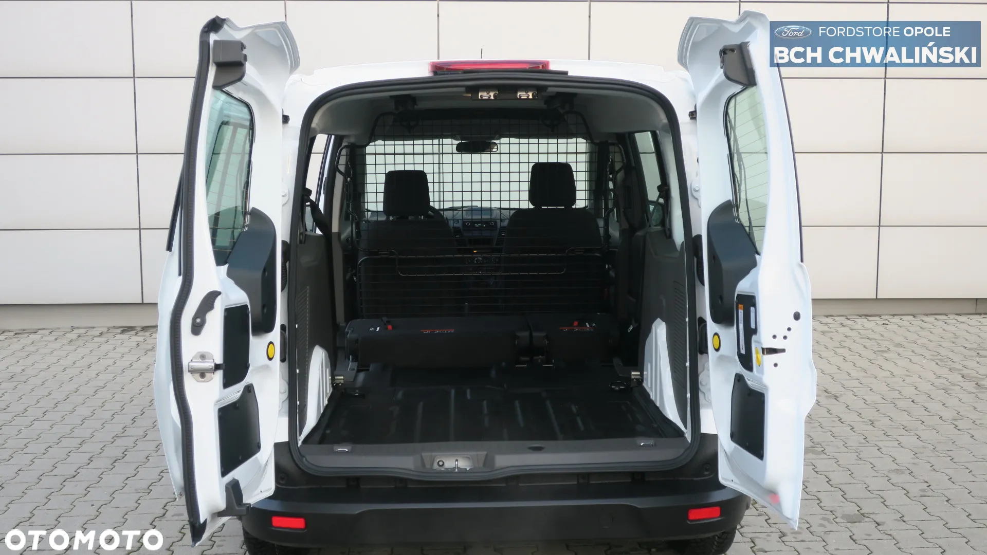 Ford Transit Connect - 9