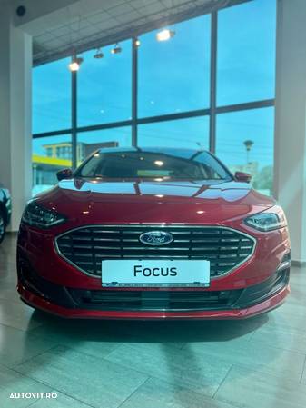 Ford Focus - 5