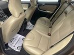 Volvo XC 60 D4 Momentum - 16