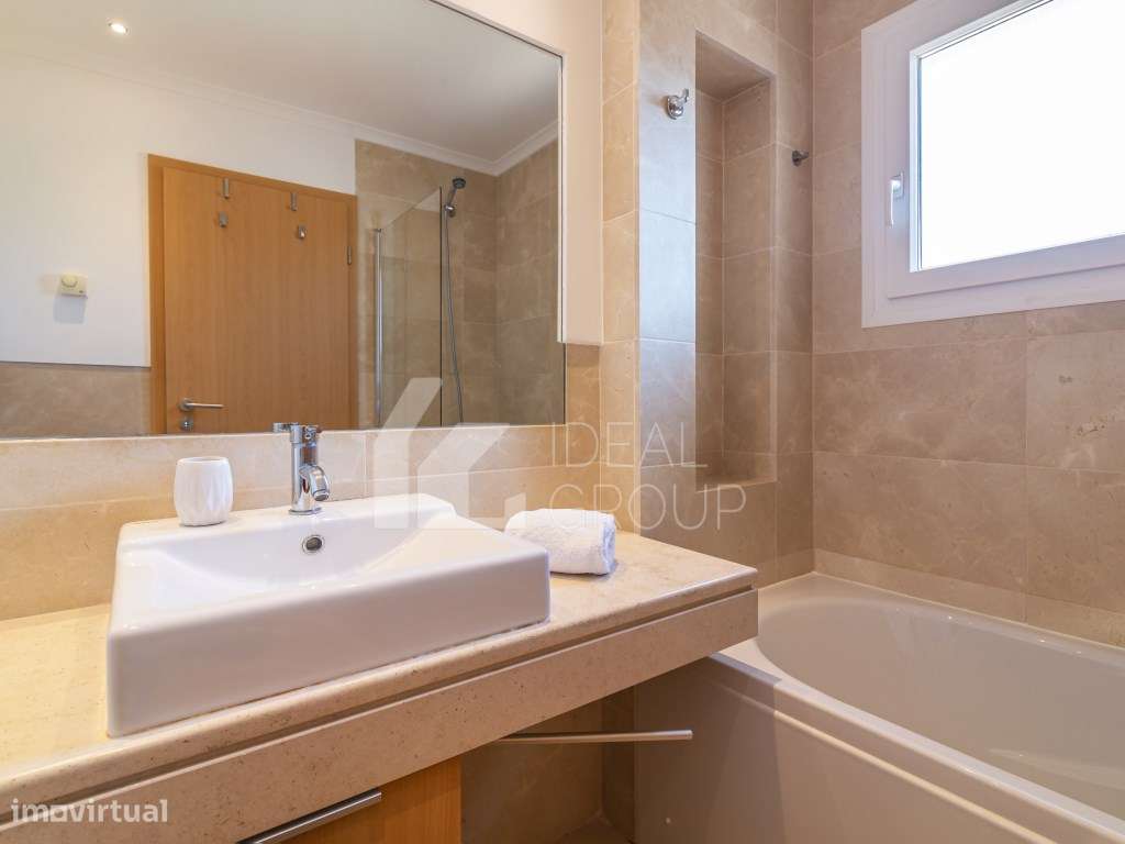 Moradia T4 com piscina - Vilamoura-20