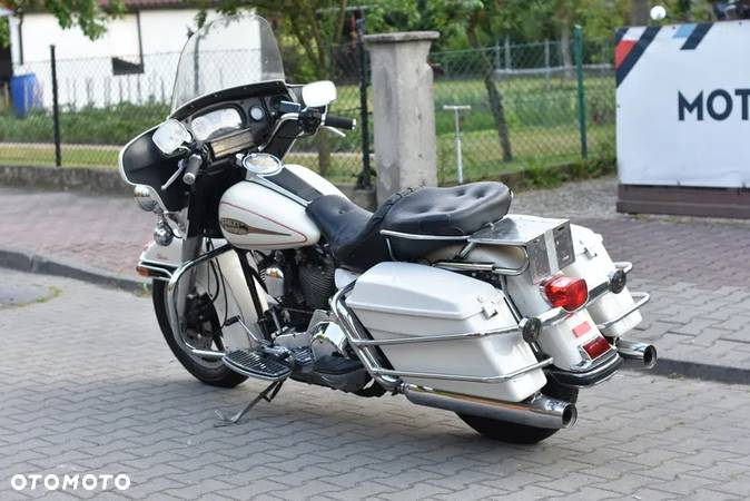 Harley-Davidson FLHTCU Ultra - 10