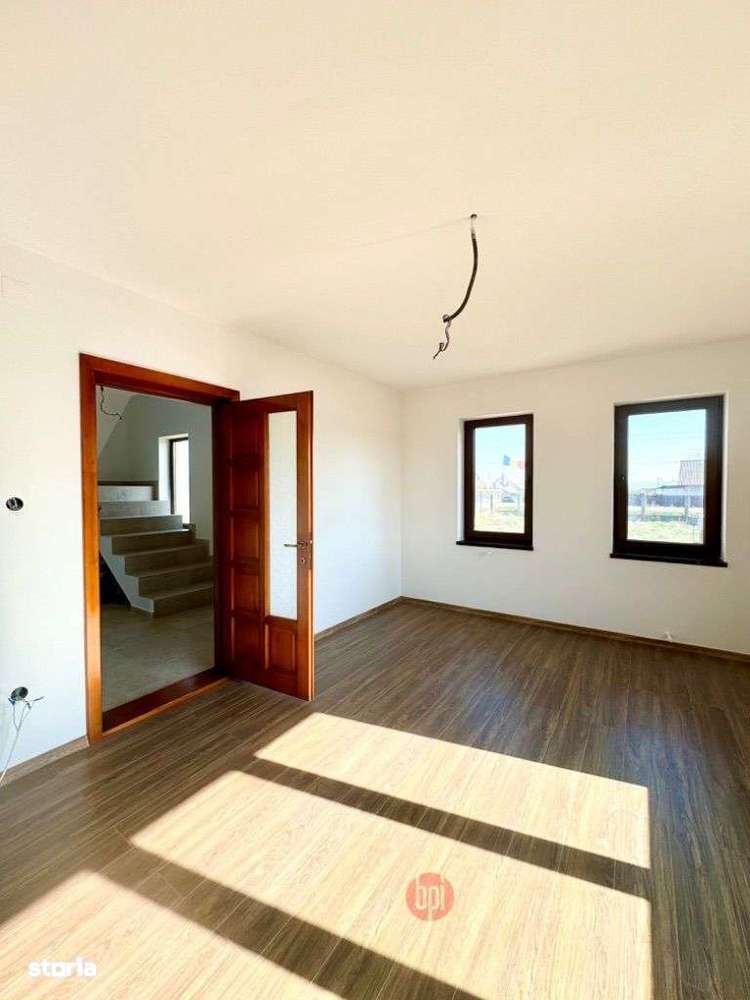 SE VINDE CASA Noua, in Boroaia, intre Tg.Neamt si Falticeni-10