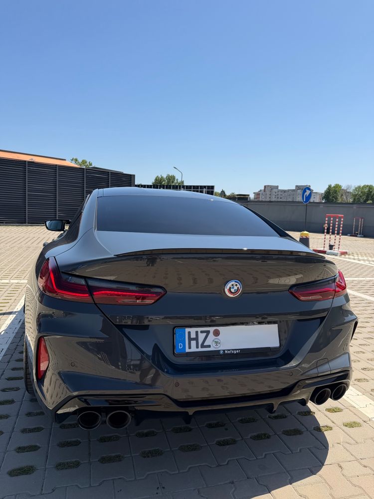 BMW M8 2024
