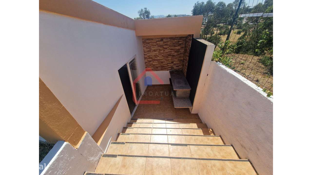 Apartamento T4 em  GAMBIA-PONTES-ALTO DA GUERRA-8