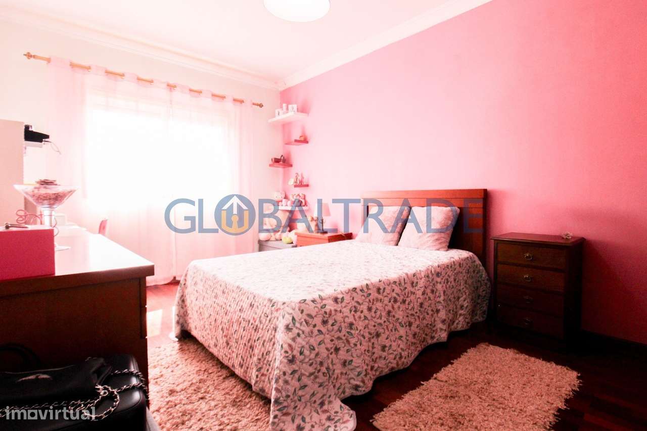 Apartamento T2+1 ao centro de Gondomar-40