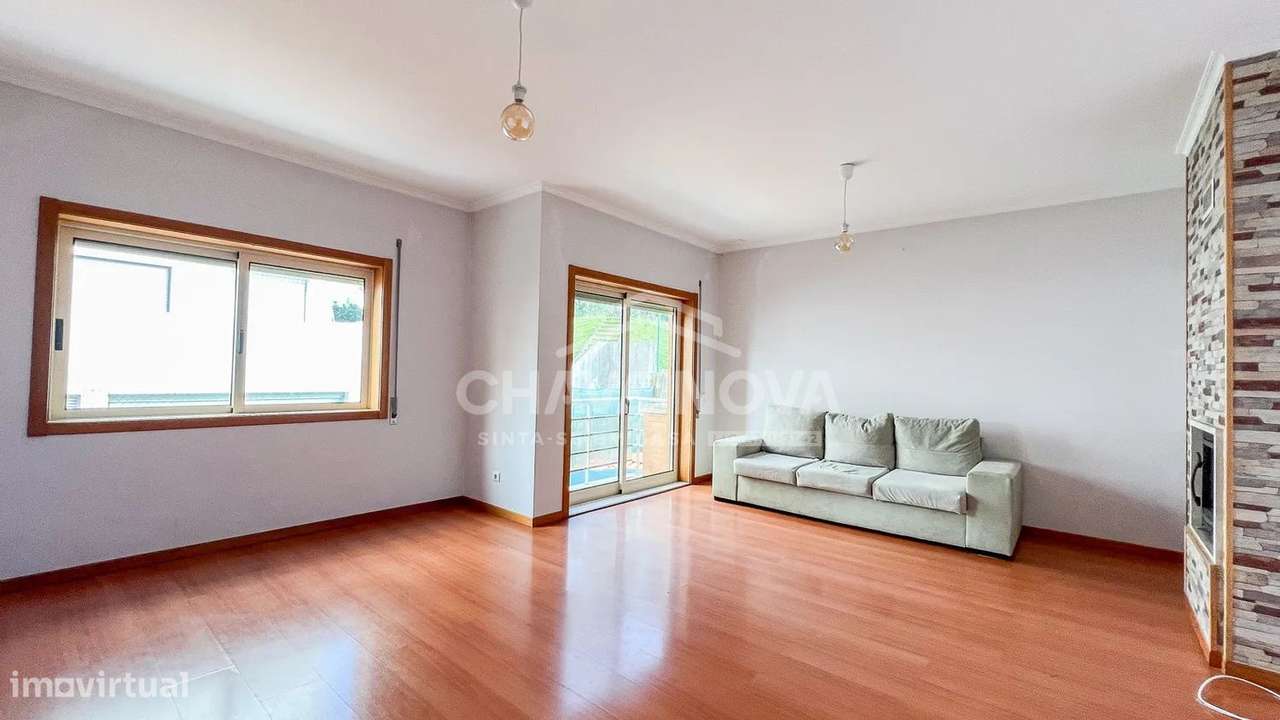 Apartamento T3 em Fânzeres, com lugar de garagem e arrumo fechado - Grande imagem: 3/24