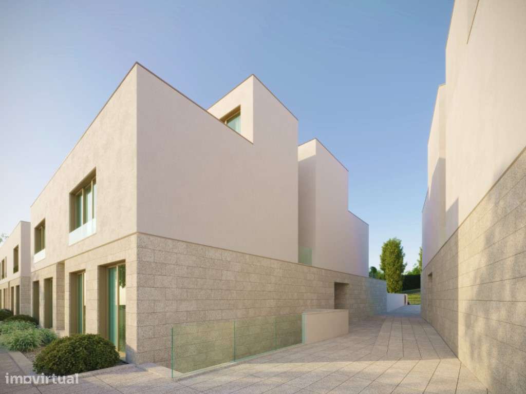 Moradia V3 Geminada com terraço e jardim, a 900 metros do mar-7