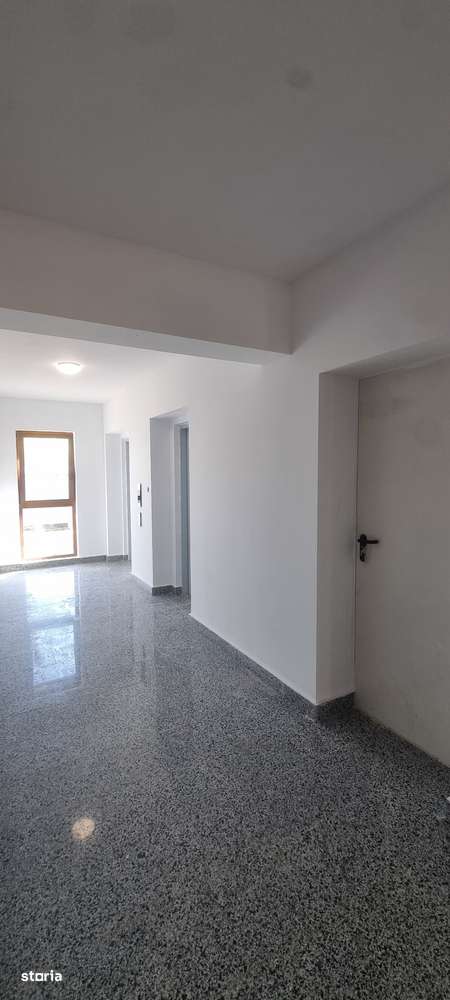 Apartament 4 camere finalizat cu terasa, Cartierul Solar, Metalurgiei-8