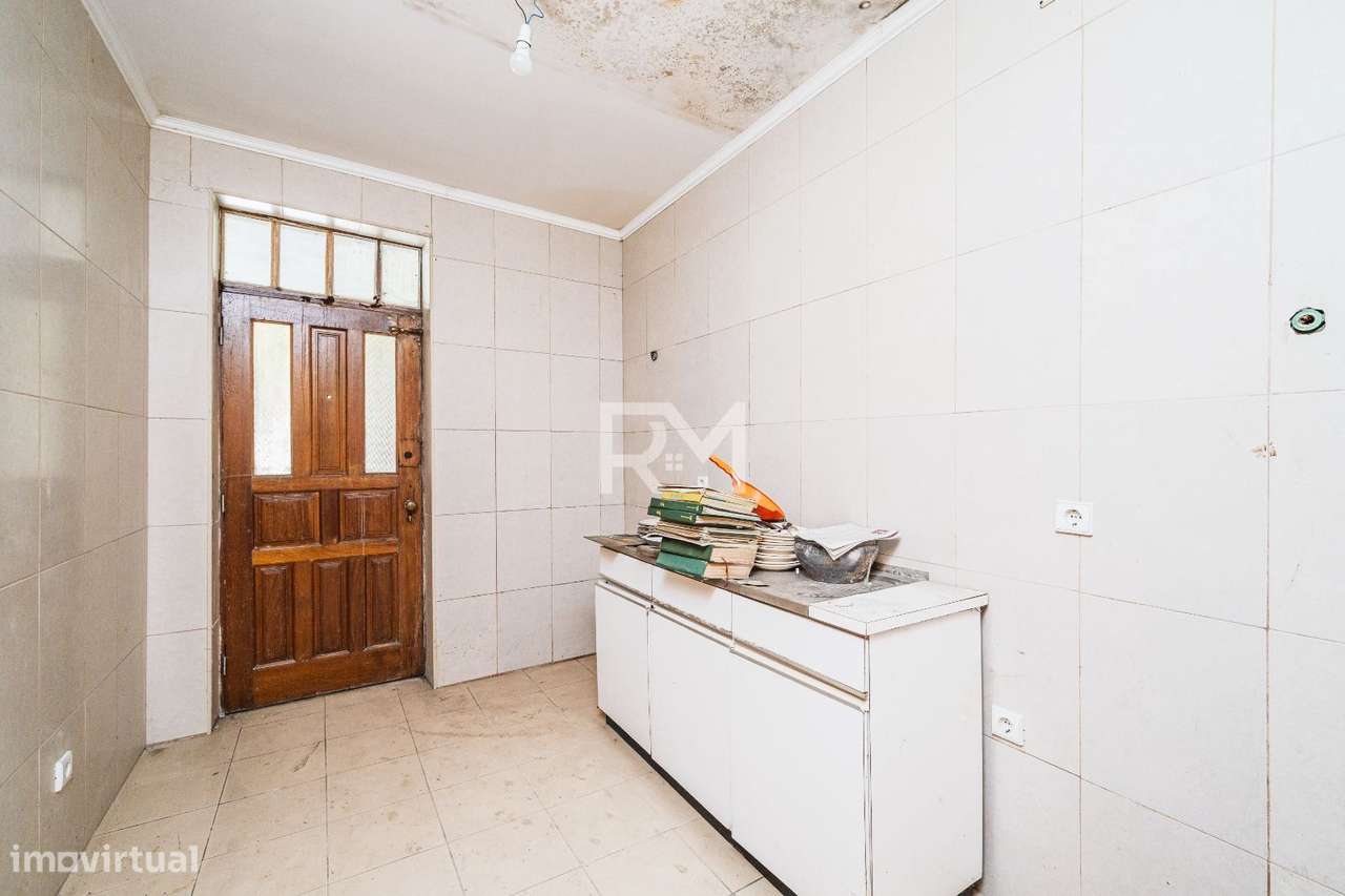 MORADIA PARA REABILITAR | CORUJEIRA, CAMPANHÃ-13