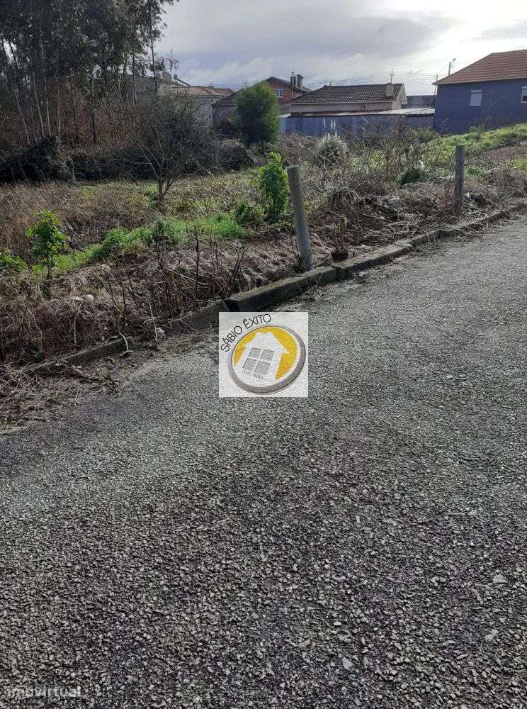 Terreno em Fiães, Santa Maria da Feira com 1100 m2 - Grande imagem: 5/6