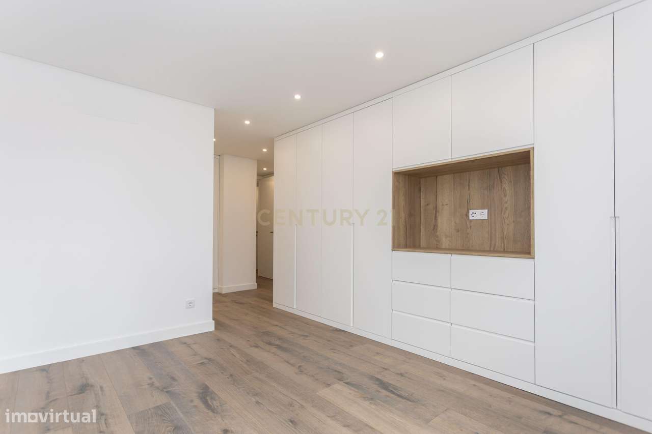 T3 de Luxo | 2.º Andar Direito | Varanda em L | Quinta do Desembargado-39