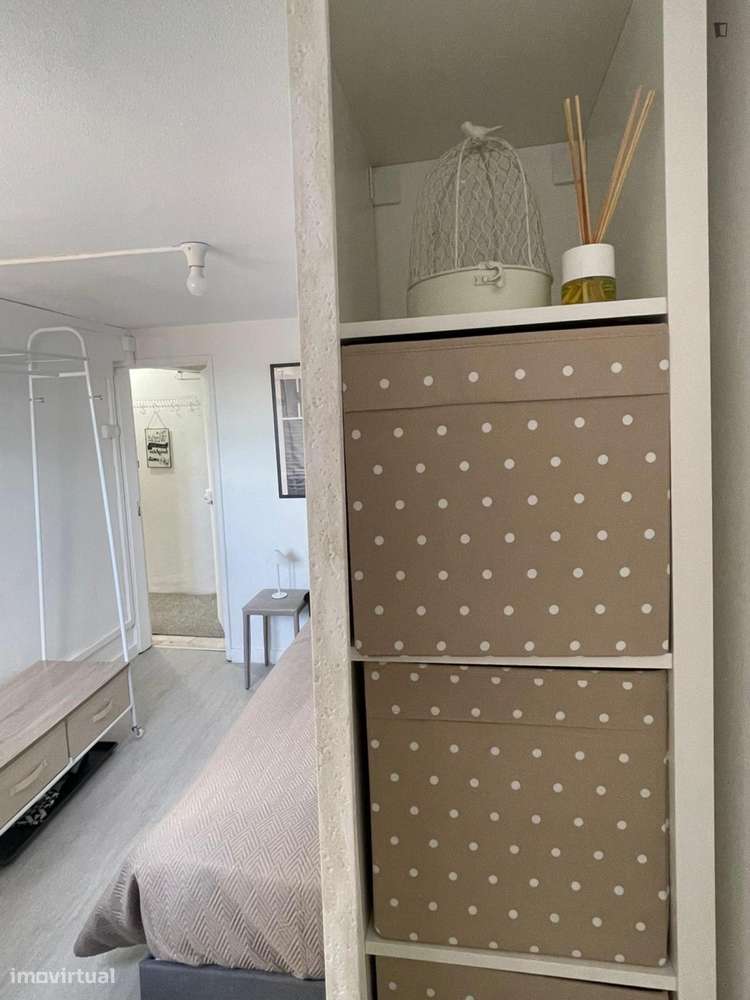 Quarto - localizado em Alta Universitária Coimbra - Grande imagem: 4/10