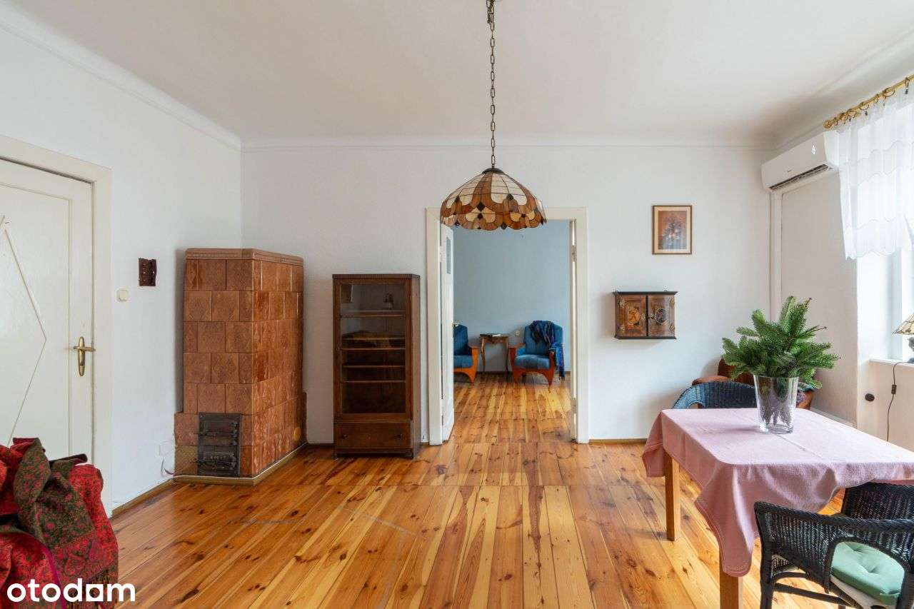 Klimatyczne mieszkanie z duszą. Balkon i piwnica-2