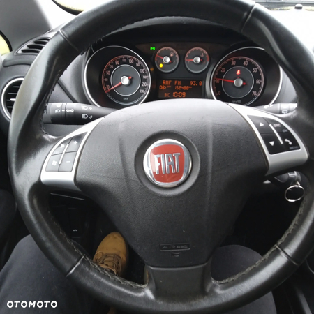Fiat Punto 1.4 Easy S&S - 12