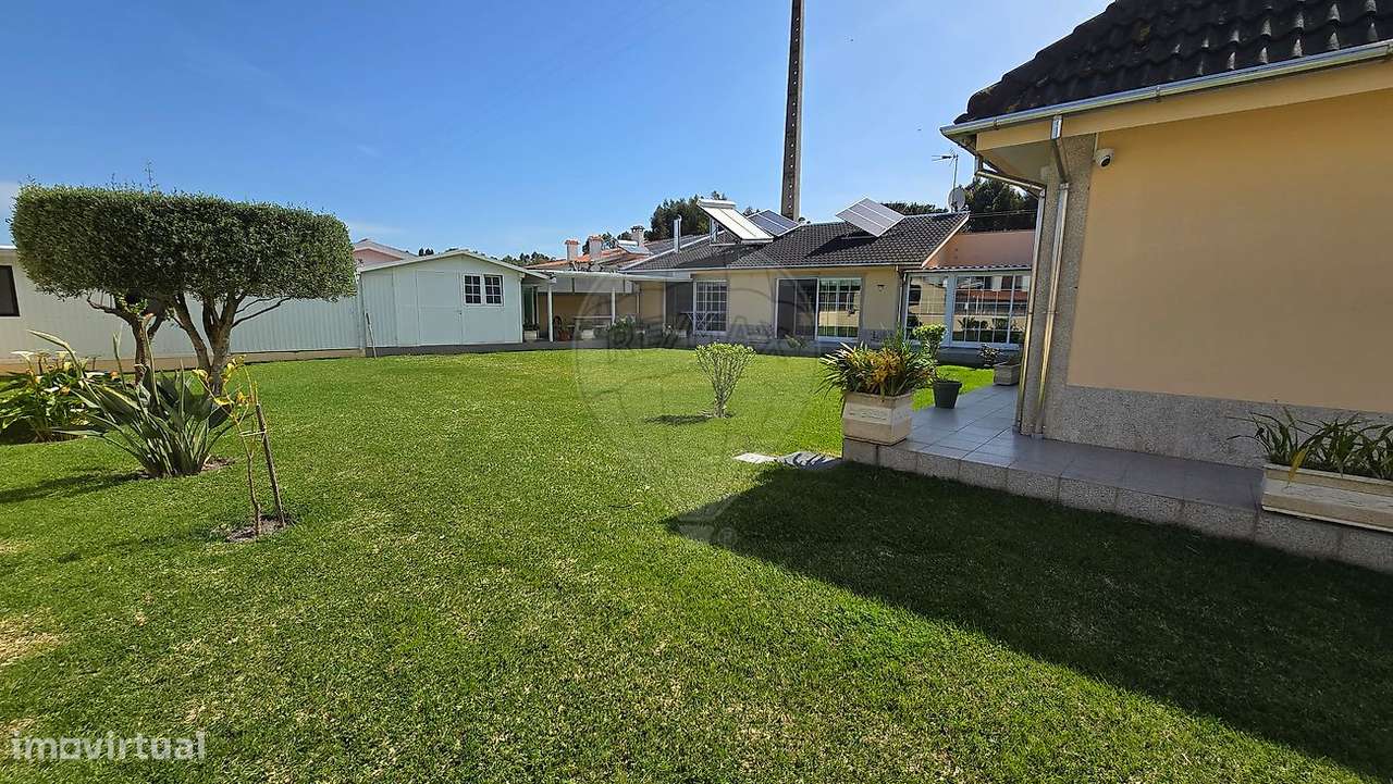 Moradia T4 para venda - Grande imagem: 2/48