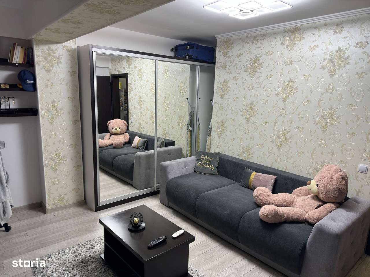 Garsoniera - Loc De Parcare - Ozana - Metrou 1 Decembrie La 10 Min. - Imagine principală: 2/7