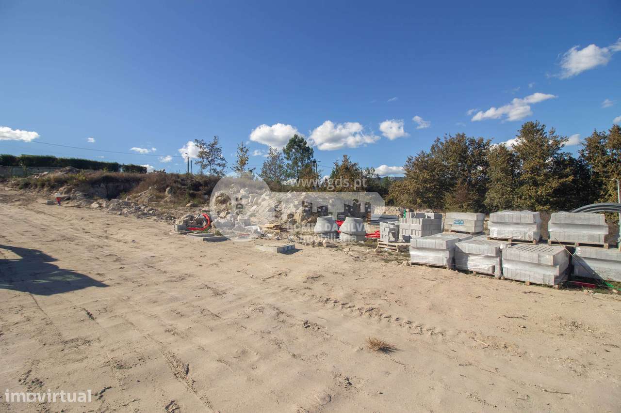 Lote para Construção de Moradia Individual com 542m2 com Vista Rio-13