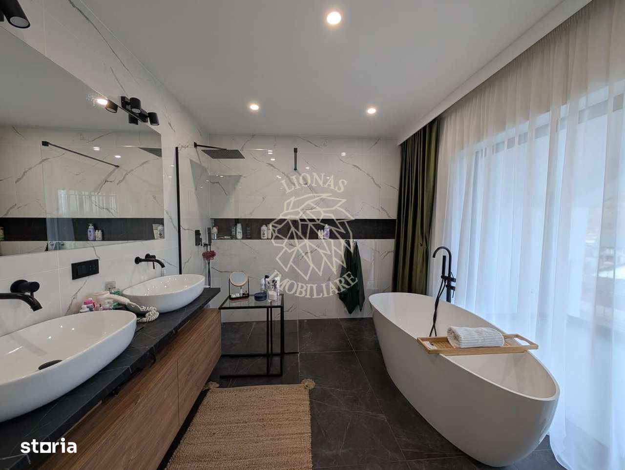 Casa de Lux 378 mp con.-teren 1250 mp-foisor-Valea Rusului - Imagine principală: 5/8