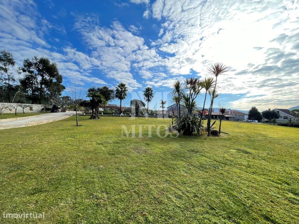 Quinta com moradia térrea T4+1 para venda em Fontão - Ponte de Lima - Grande imagem: 5/37