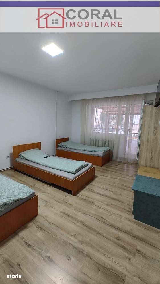 Casa de inchiriat, 20 de locuri de cazare - Imagine principală: 3/12