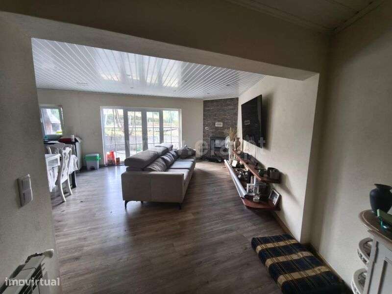 Moradia T2 / Seia, Seia, São Romão e Lapa dos Dinheiros - Grande imagem: 4/10