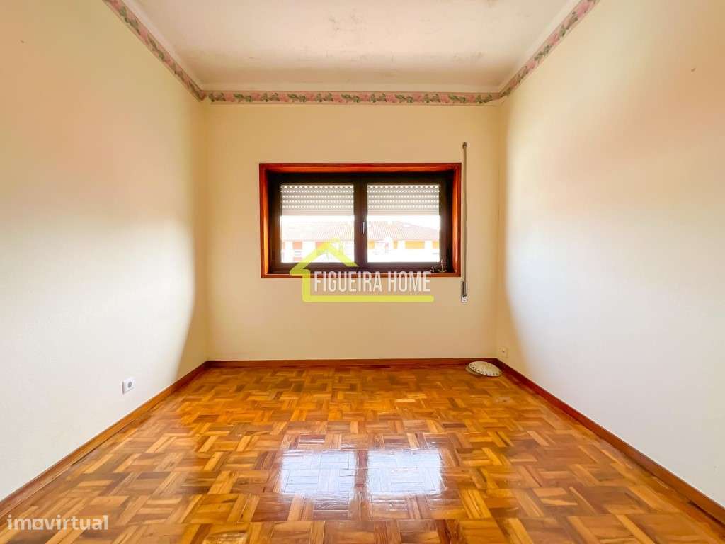 Andar de moradia com 4 quartos, garagem e anexo-21