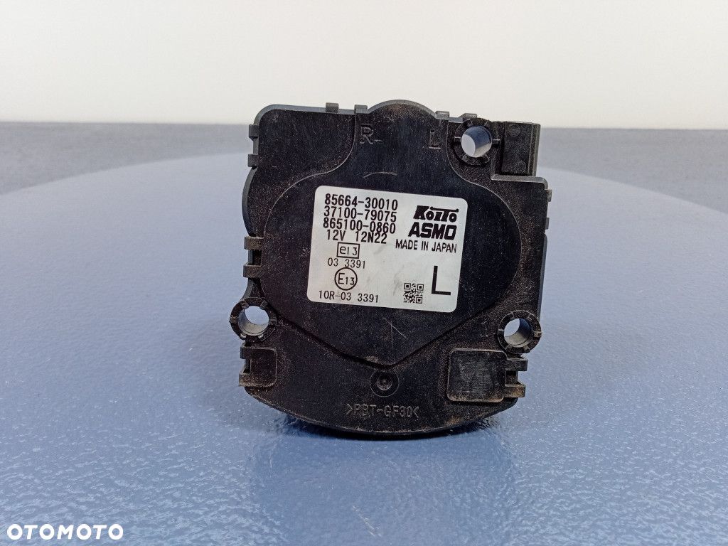 TOYOTA LANDCRUSER SILNIK LAMPY LEWY 85664-30010 - 1