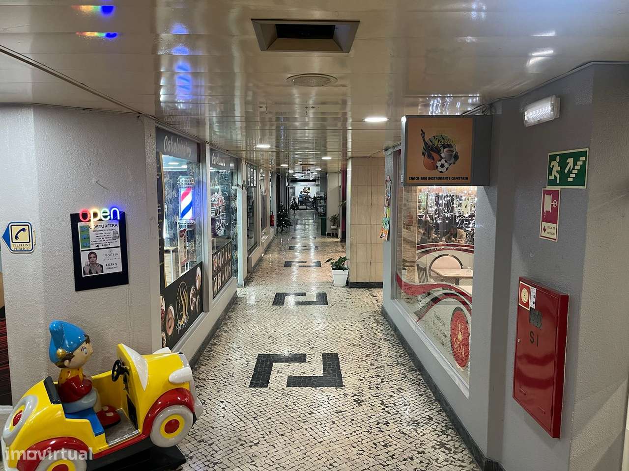 Oportunidade de Investimento — Loja à Venda no Lumiar por 50.000 €-14