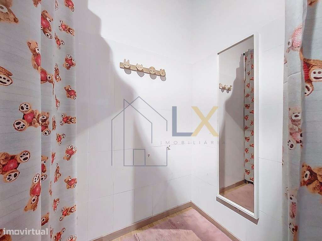 Oportunidade ÚNICA de Trespasse - Loja de Moda Infantil e Juvenil n...-10