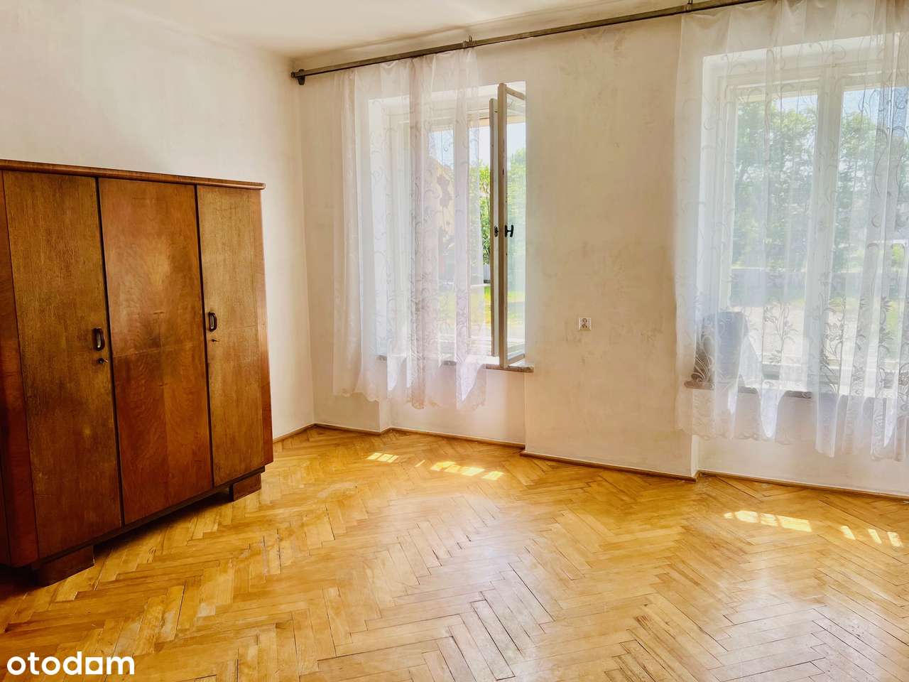 Opole , centrum  ul 1 MAJA blisko dworca  PKP-9