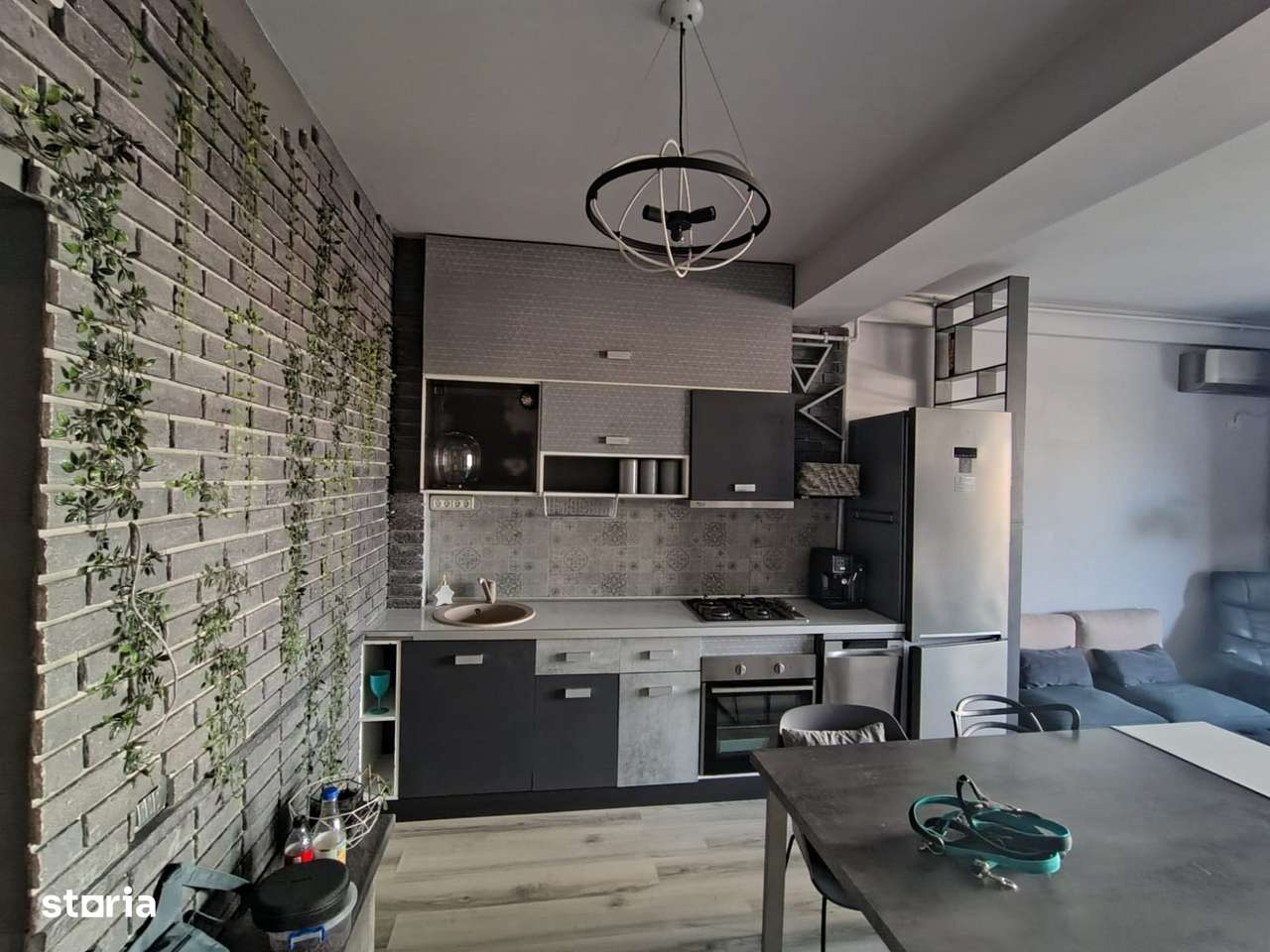 Ocazie ! Mamaia Sat, 2 camere, etaj 2, mobilat, utilat, 85.000 Euro-3