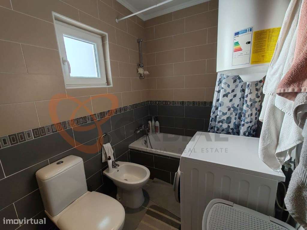 Apartamento T2 para venda com vista mar e piscina em Albufeira-9