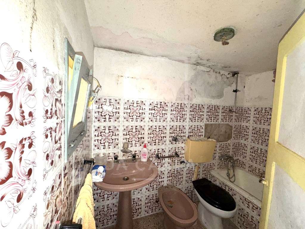 Moradia T2 com quintal em Cuba-15