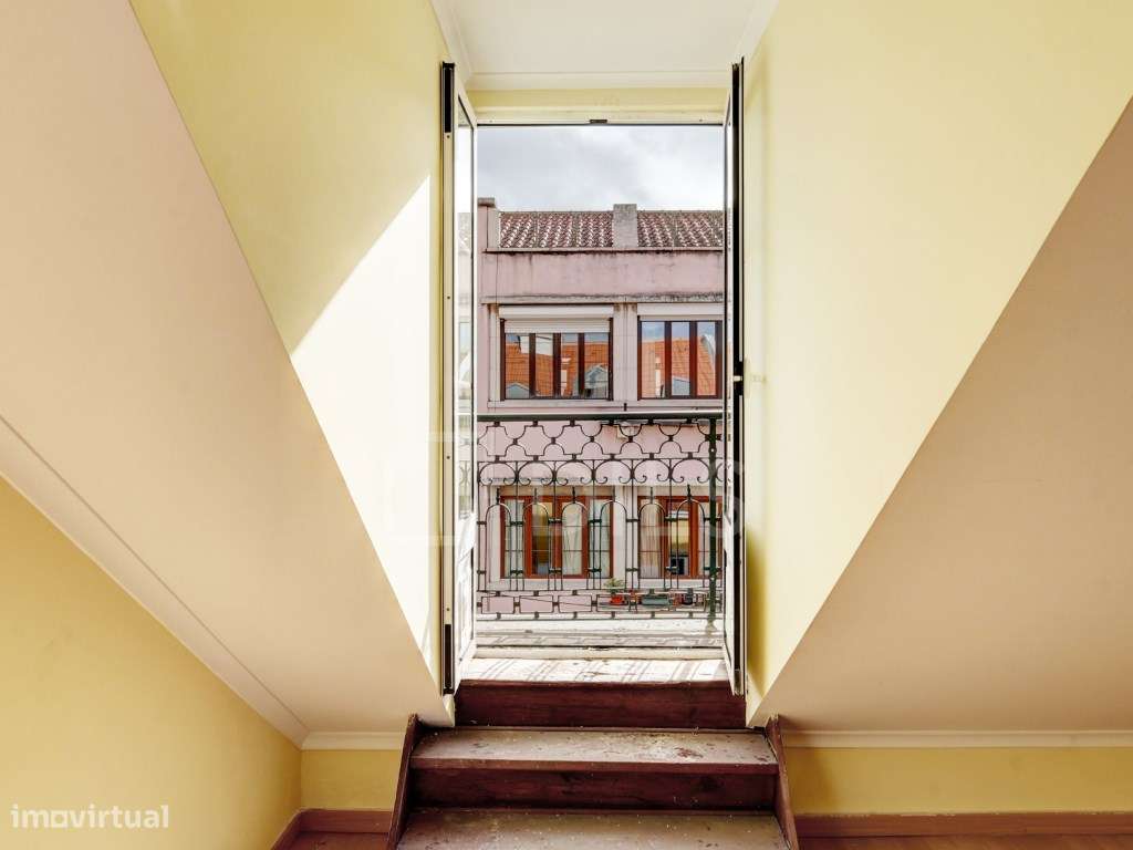 Apartamento T2 na Rua de Buenos Aires, na Lapa - Grande imagem: 3/22