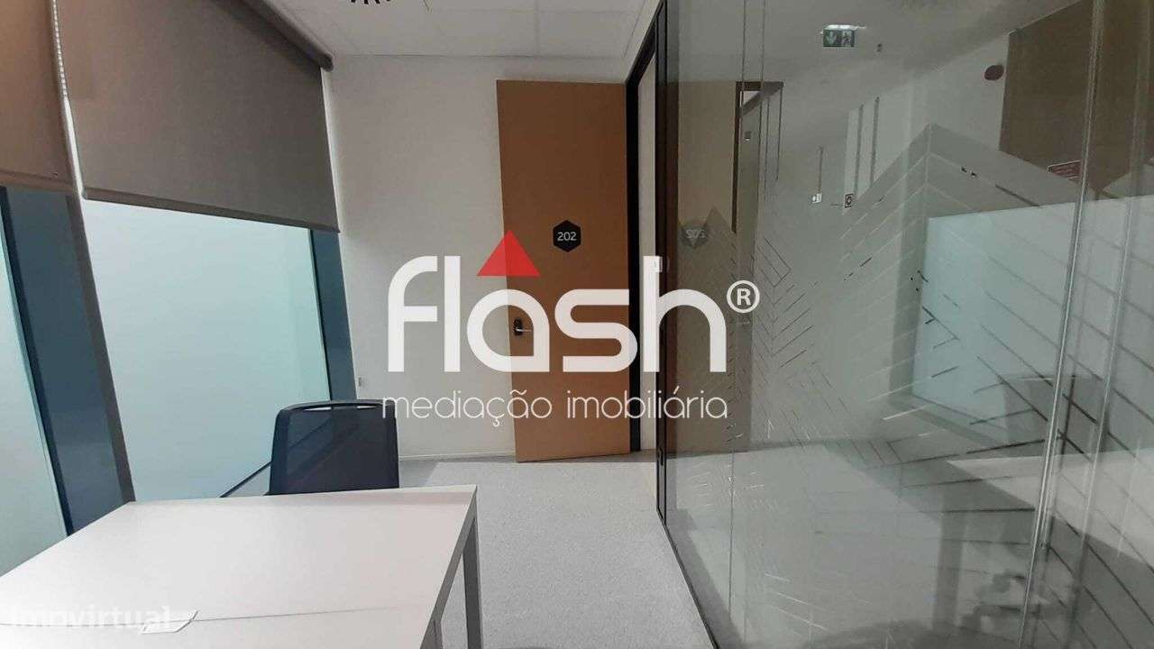 Espaço de escritório para 1 pessoa - Parque das Nações - Grande imagem: 2/17