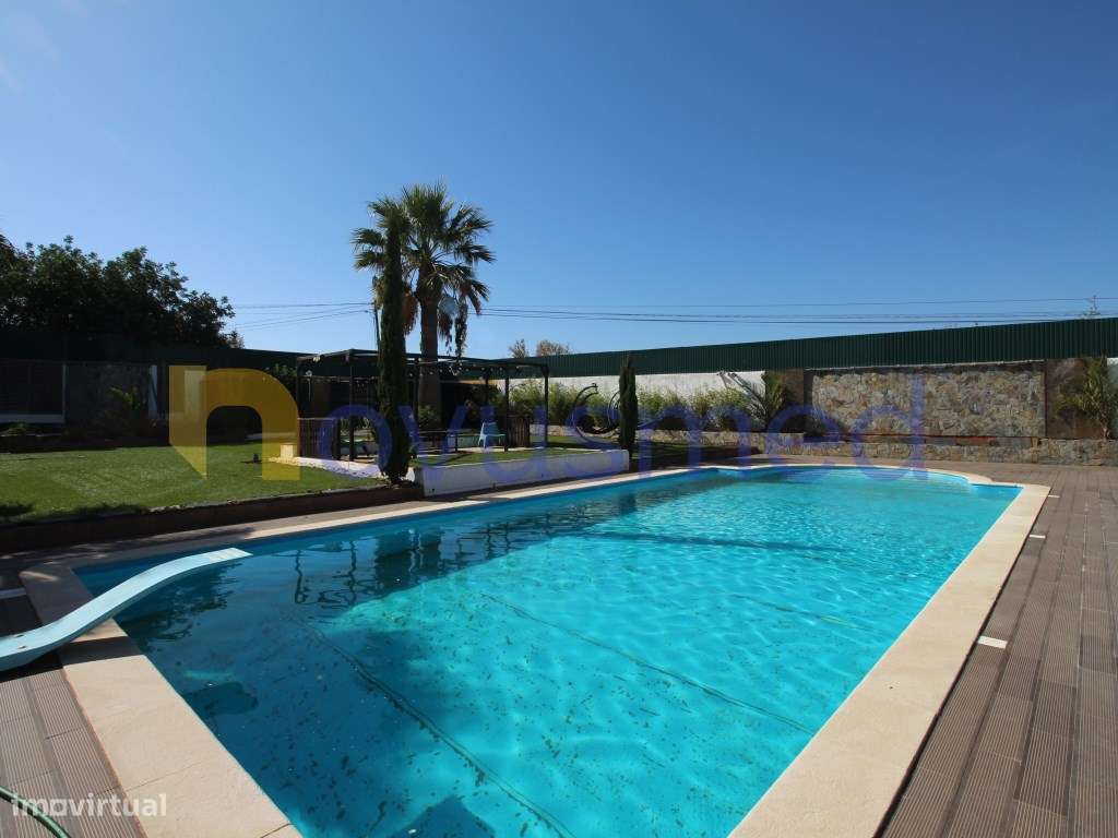 Moradia T4 com piscina, térrea perto da praia e do Golf dos Salgados-51