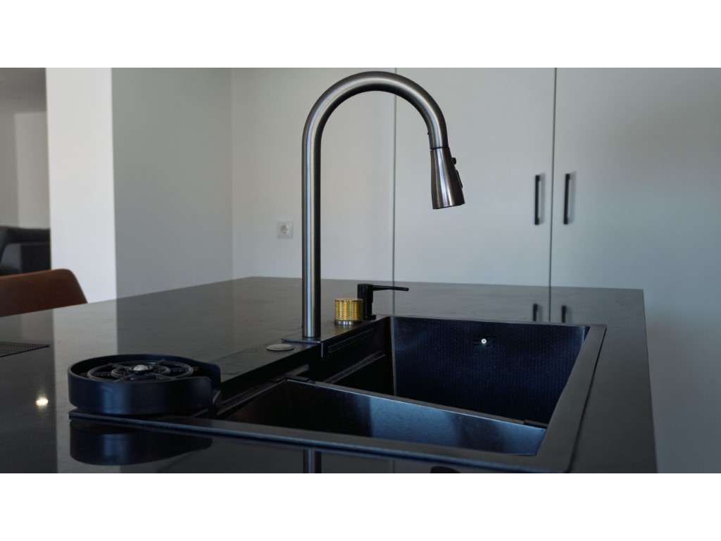 Moradia T3 com Piscina em Sesimbra-10