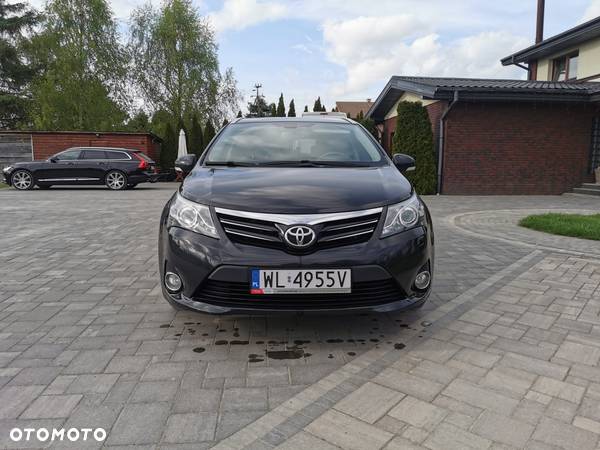 Toyota Avensis 1.8 Premium - 2